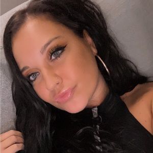 Meet your Posher, Devon